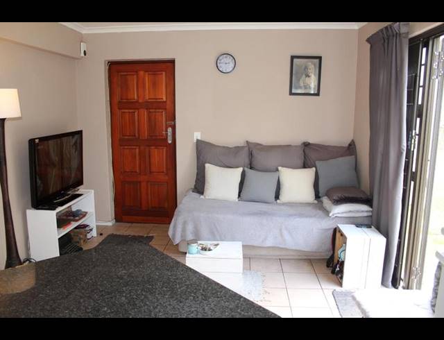 2 BEDROOM PROPERTY TO RENT IN DE TIJGER